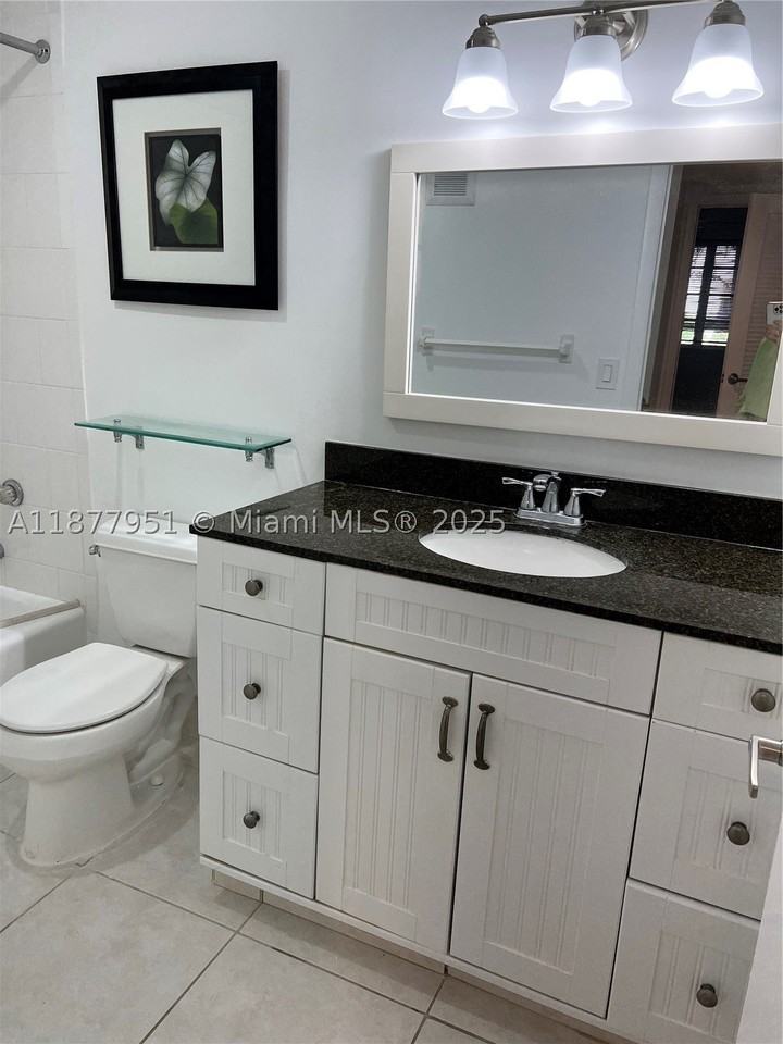 9472 Sw 77th Ave #P3 - Photo 5 of 6