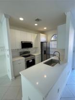 703 Ne 195th St #703 - Photo 1 of 1