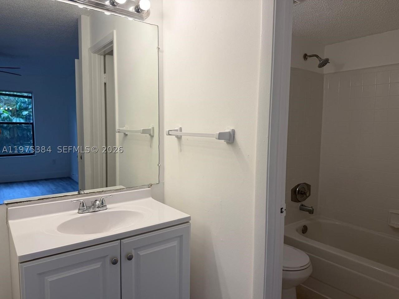 4201 W Mcnab Rd #16 - Photo 6 of 14