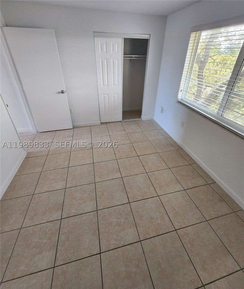 10900 Sw 196th St #417 - Photo 7 of 14