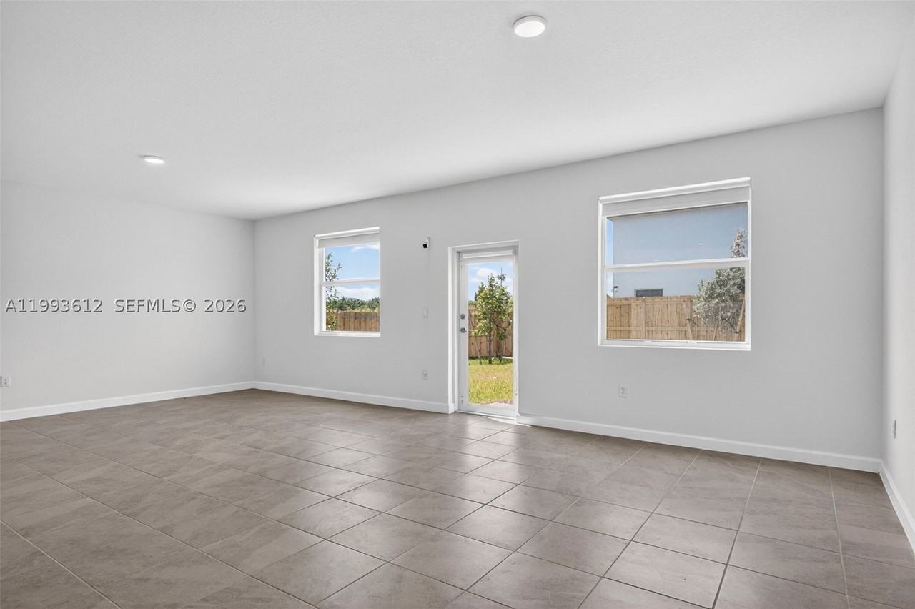 19404 Sw 339th Ter - Photo 6 of 30