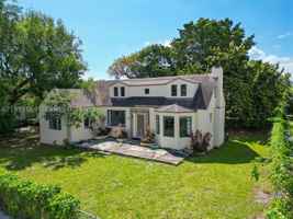 featured image of 1238 Ne 112th St #NA