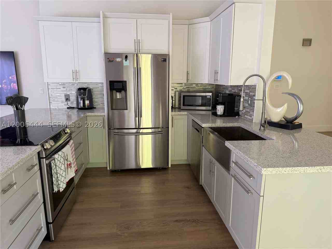 8611 Nw 51st Ct - Photo 6 of 22