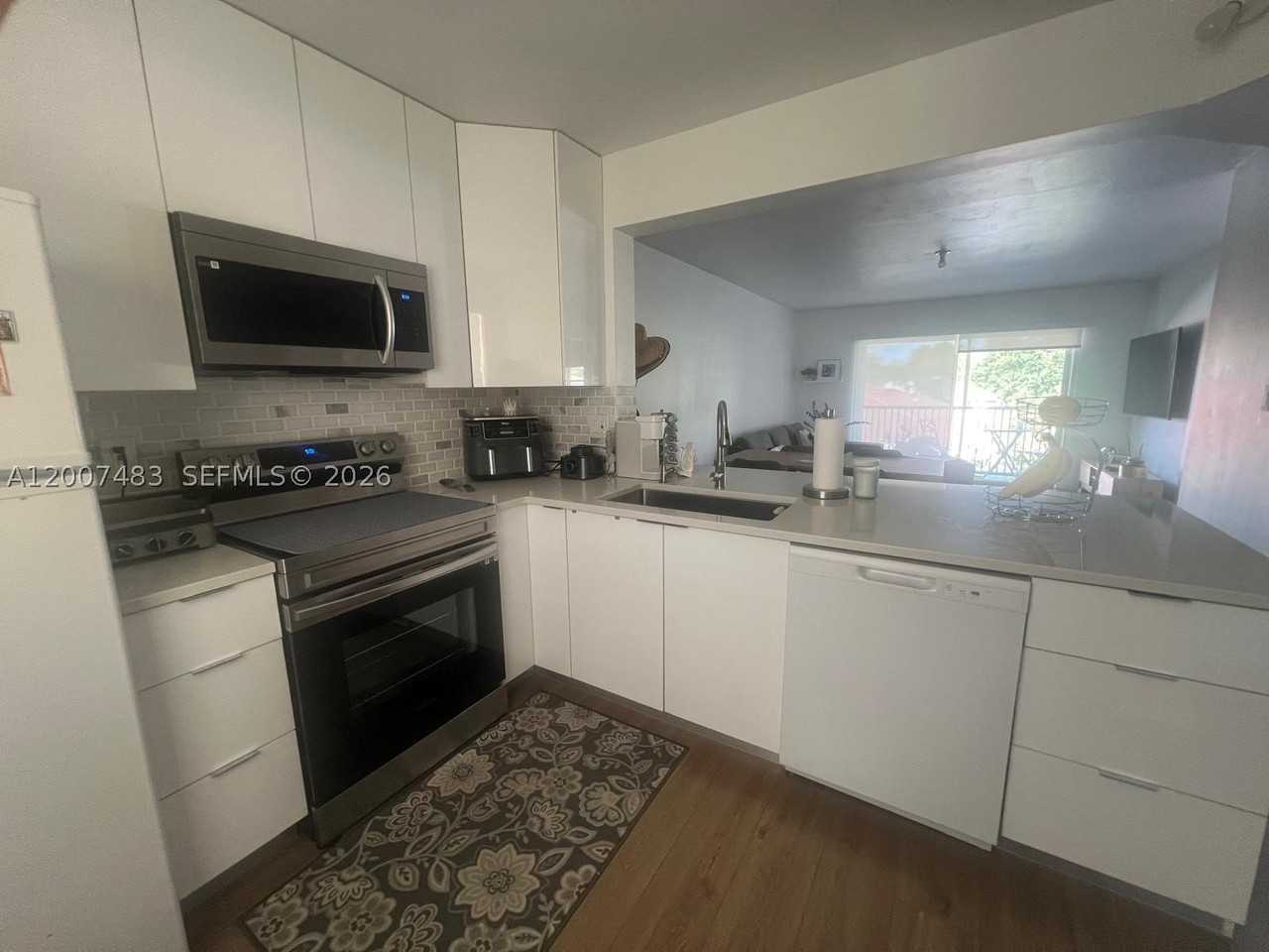 2369 Nw 89th Dr #511 - Photo 5 of 12
