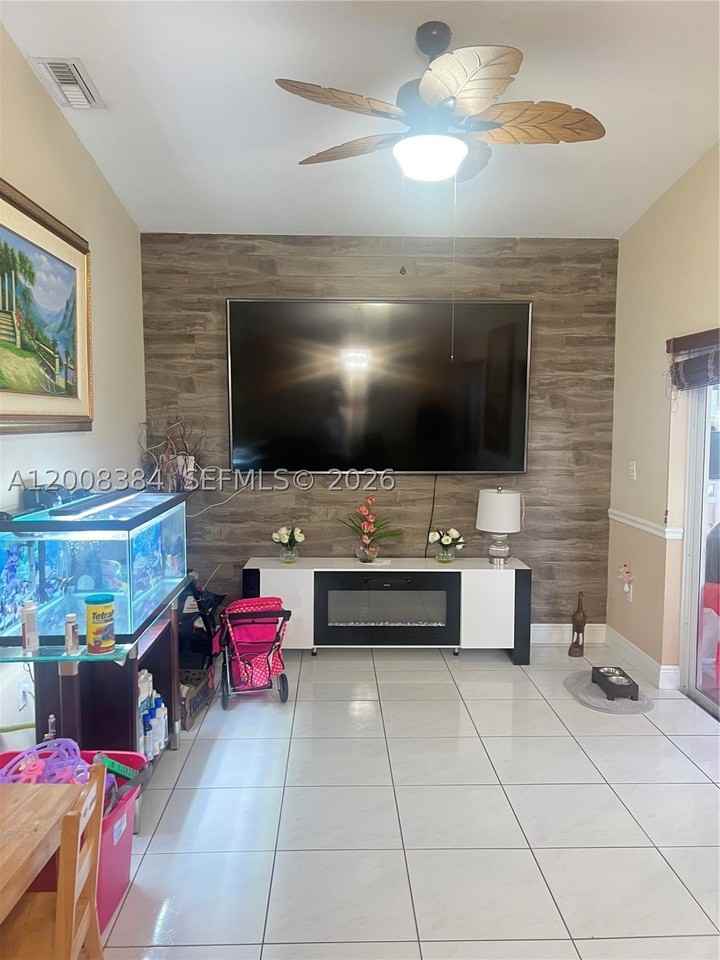 12377 Nw 97th Pl #12377 - Photo 7 of 16