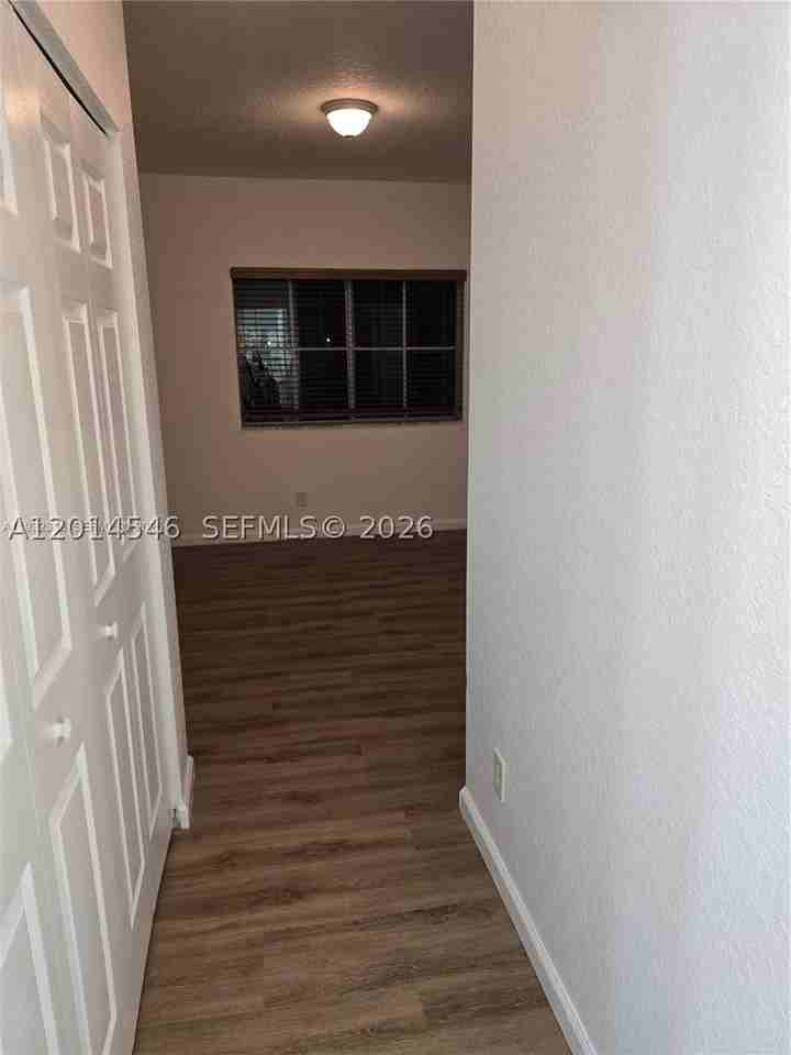 1304 N Santa Catalina Cir #1304 - Photo 7 of 17