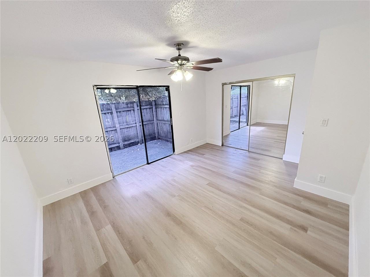 1309 Nw 8th Ave - Photo 7 of 23