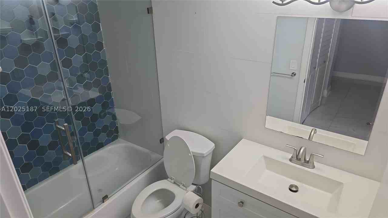 7271 S Devon Dr #101 - Photo 4 of 7