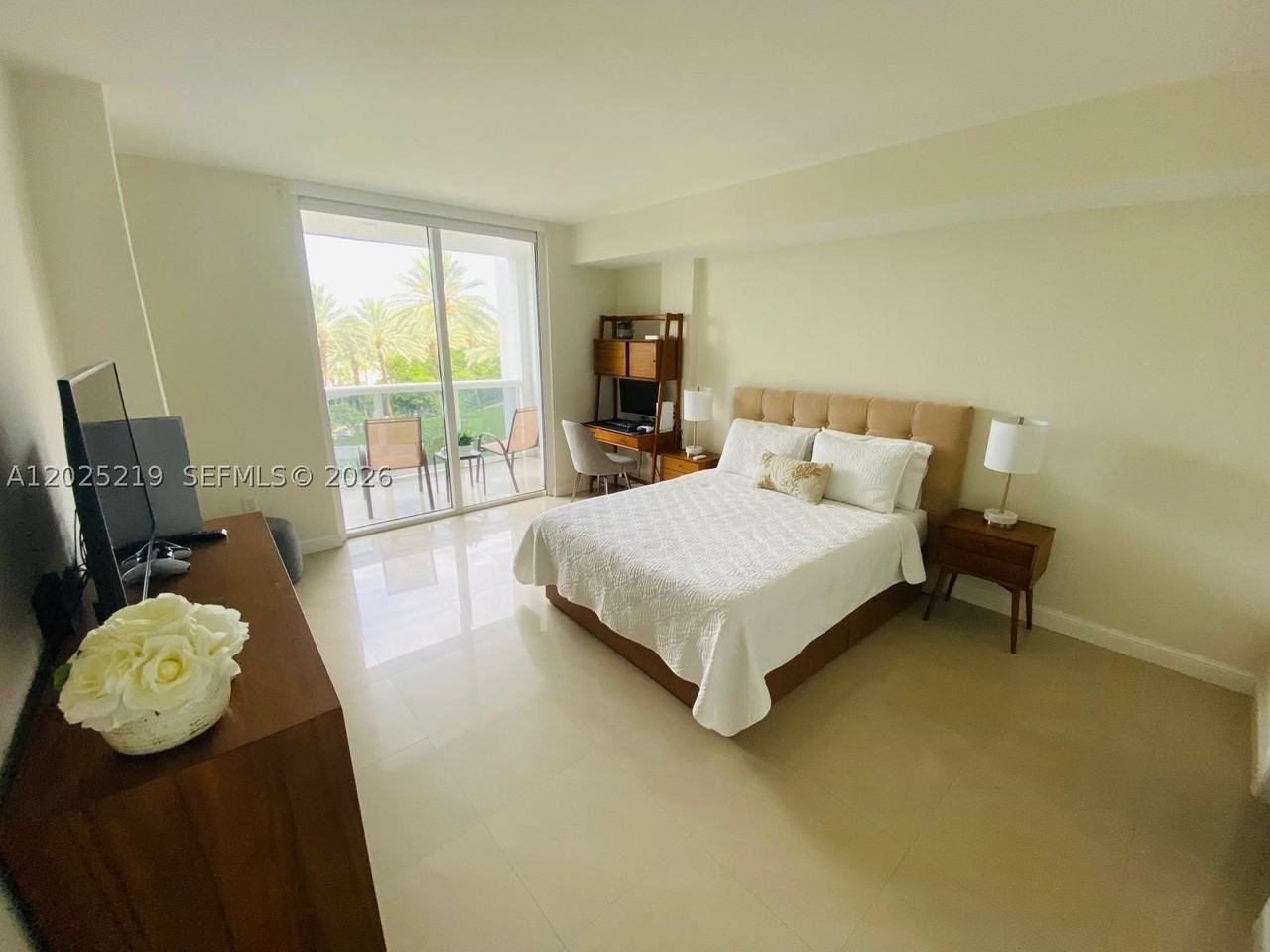 10275 Collins Ave #324 - Photo 5 of 19