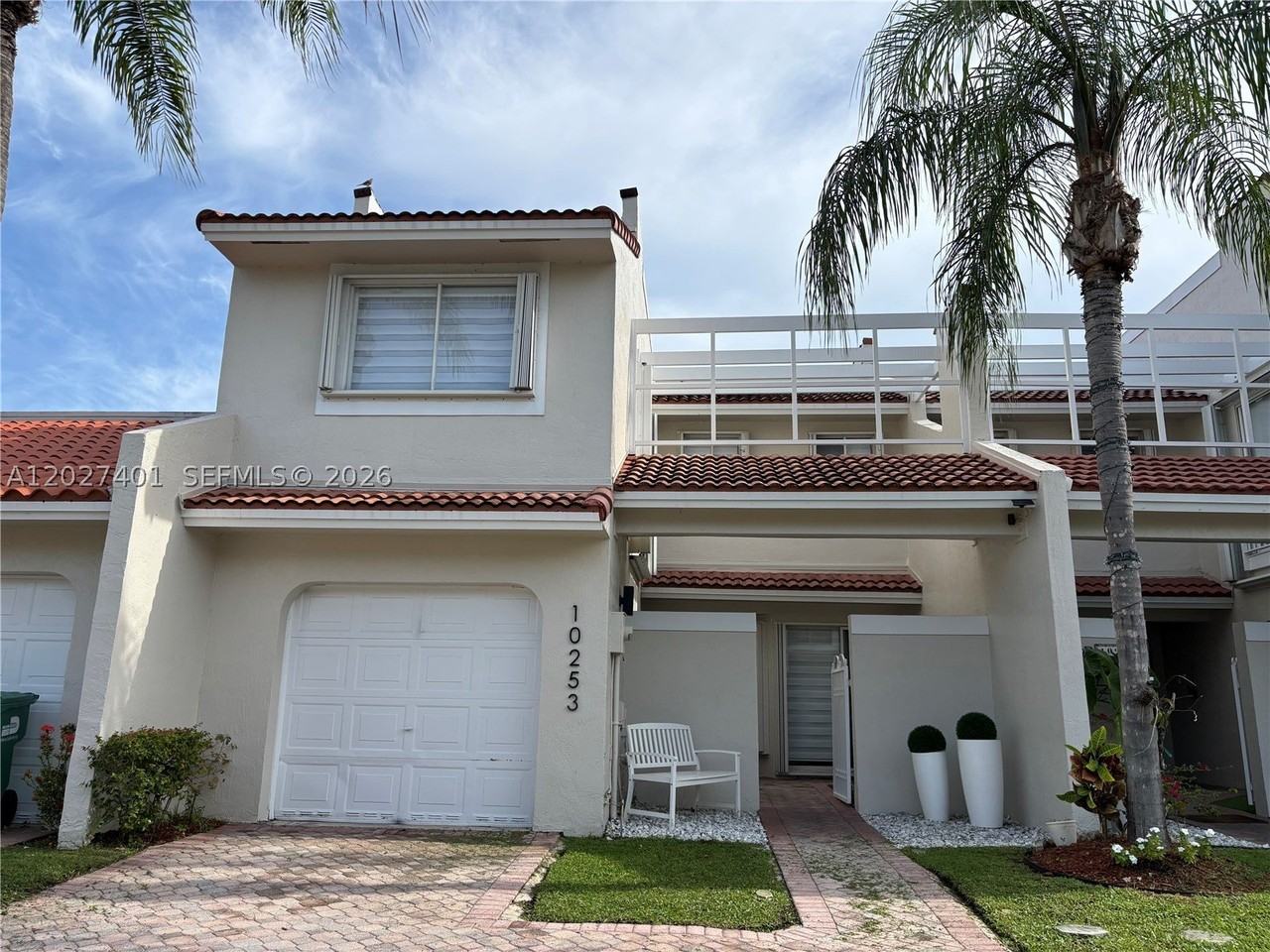 10253 Nw 51st Ter #10253 - Photo 2 of 36
