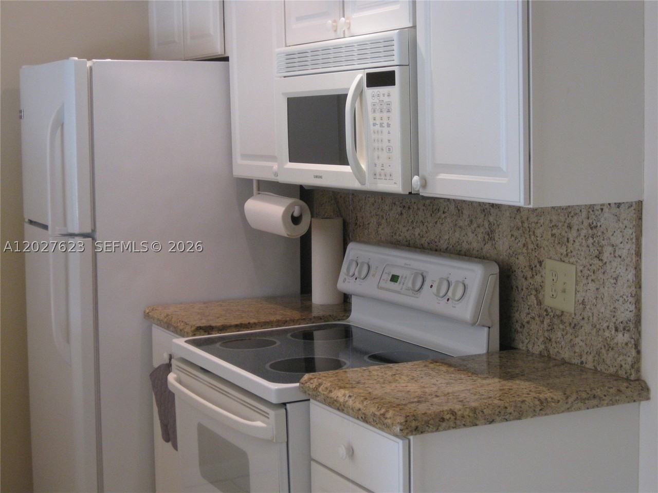 6314 Chasewood Dr #A - Photo 4 of 21