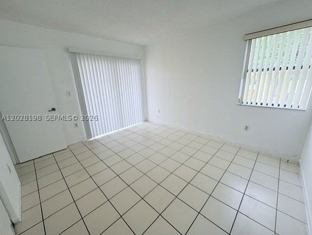 526 Nw 114th Ave #201 - Photo 7 of 9