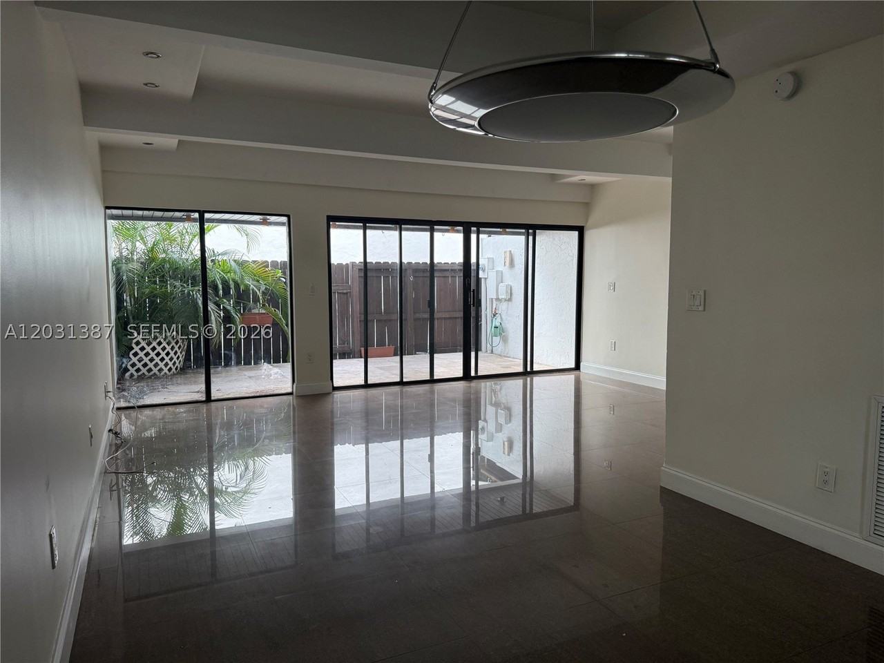 19220 Ne 25th Ave #272B - Photo 3 of 15