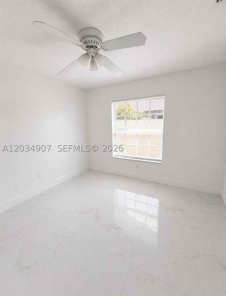 13220 Sw 86th Ln #13220 - Photo 5 of 24