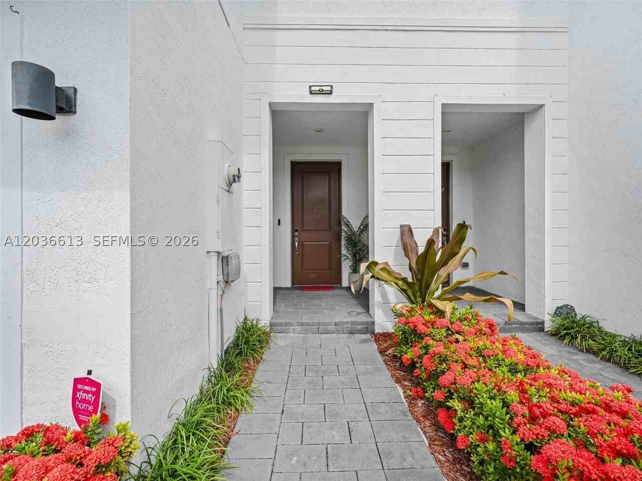 23372 Sw 110th Ct #23372 - Photo 3 of 44
