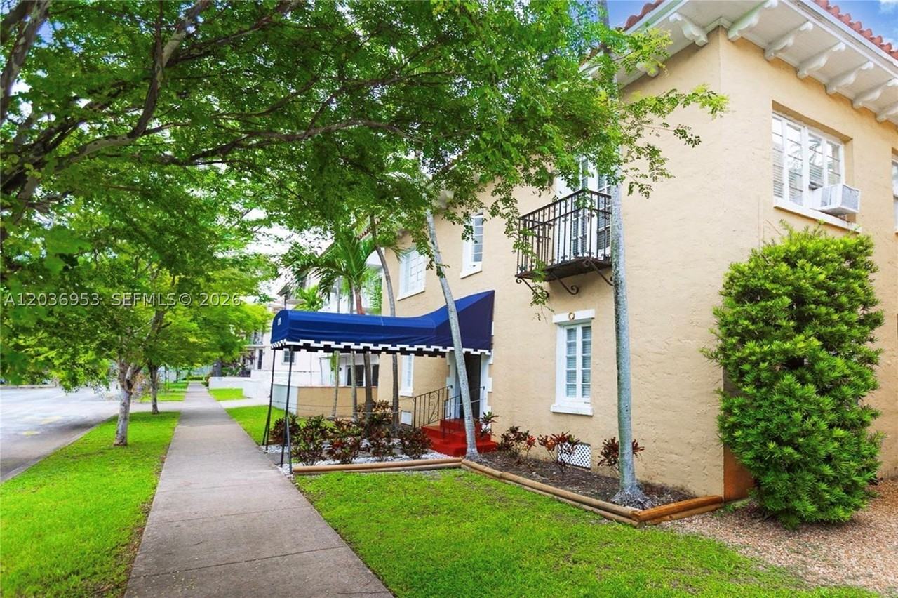 124 Mendoza Ave #1A