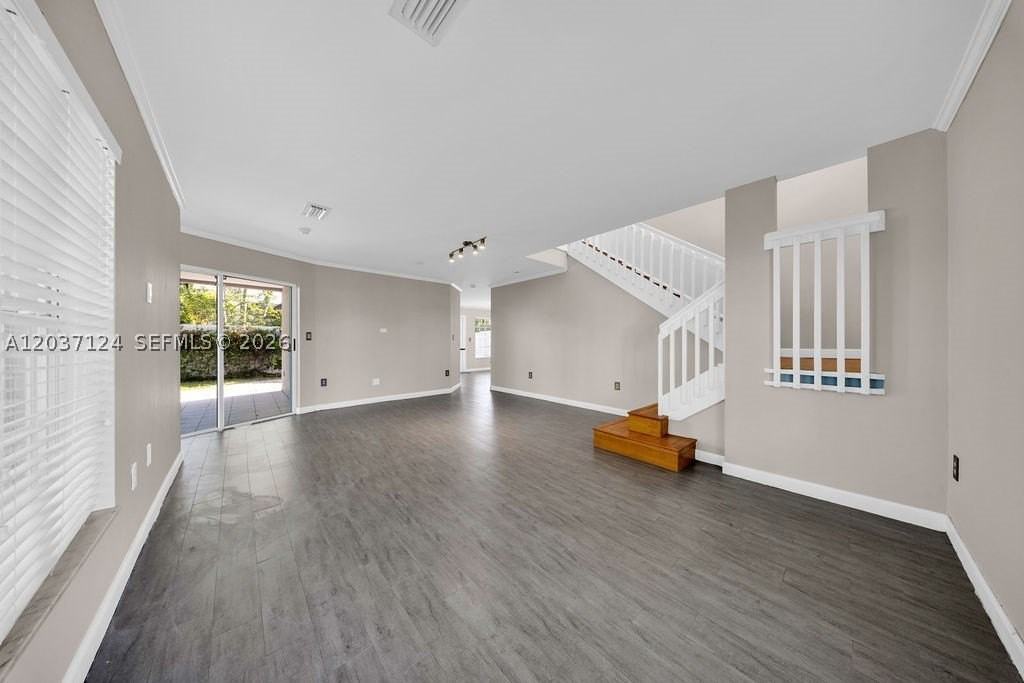 11351 Sw 63rd Ter #11351 - Photo 3 of 50