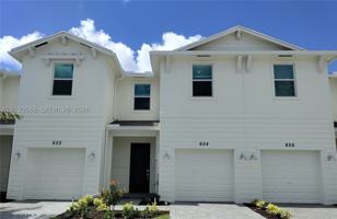 featured image of 654 Se Lake Falls St #654