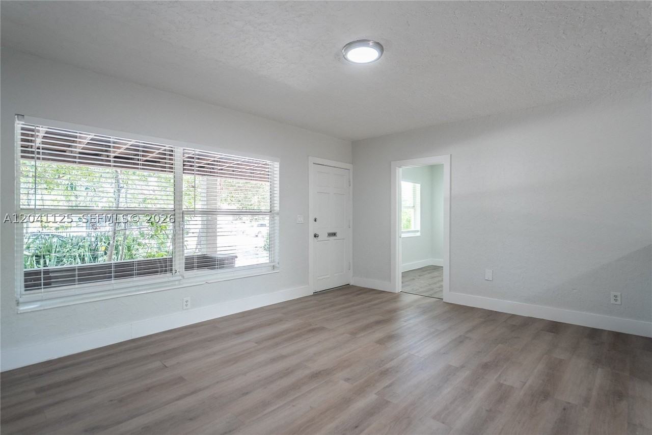 1691 Ne 143rd St #0 - Photo 4 of 35