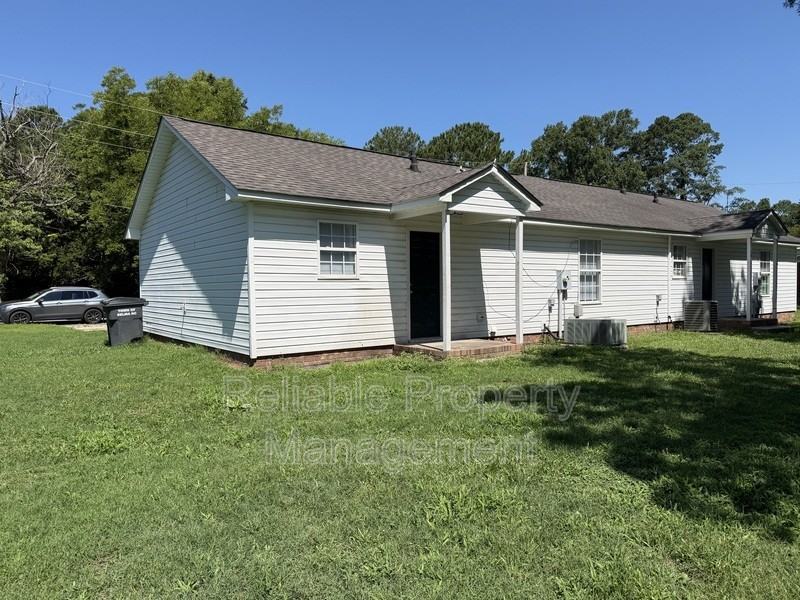 602 Winston Cir - Photo 2 of 11