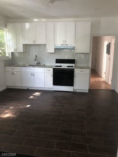 63 Cedar Ave