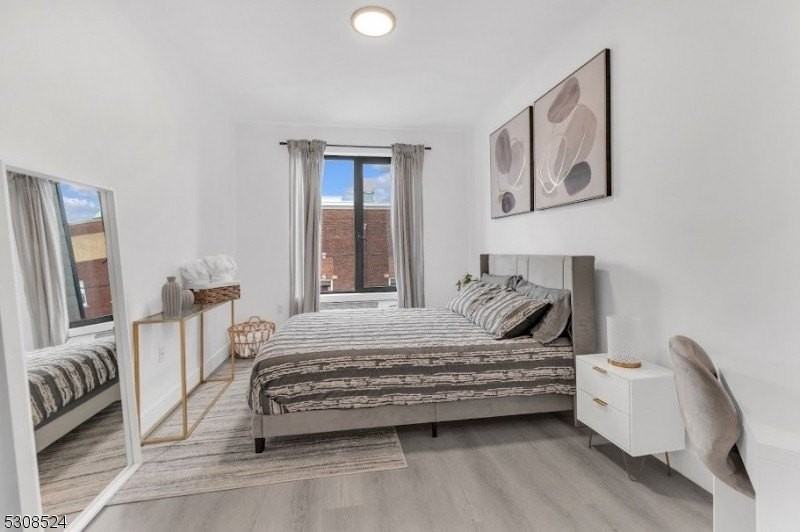 925 E Jersey St #622 - Photo 2 of 10