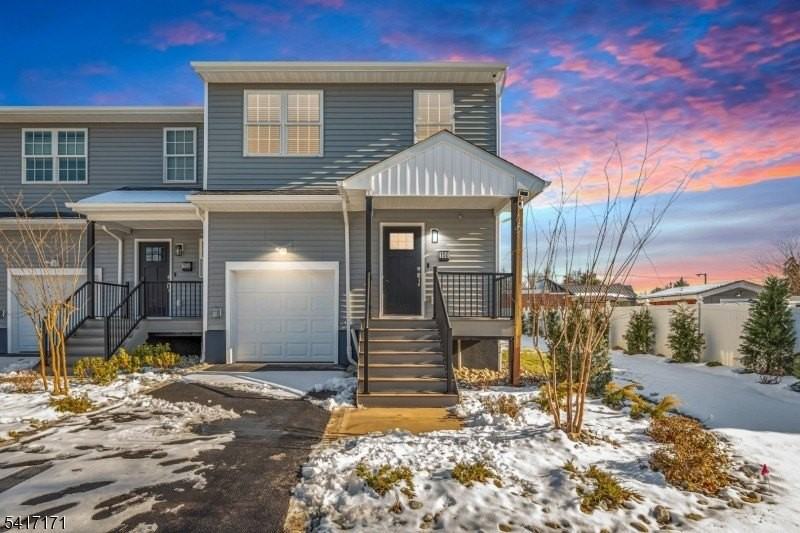 154 N Auten Ave