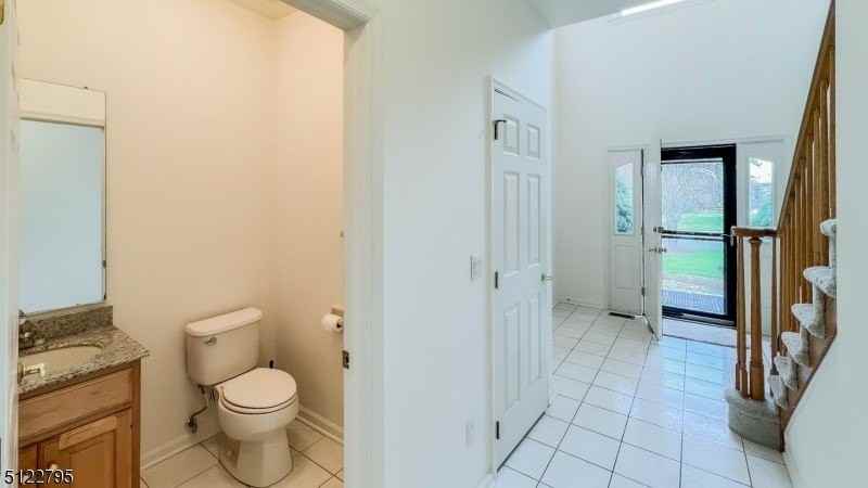 9 Collins Dr - Photo 7 of 26