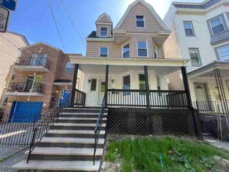 120 S 7th St #3 - Photo 5 of 5