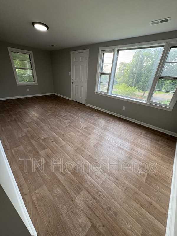 5247 Mcintyre Rd - Photo 2 of 5