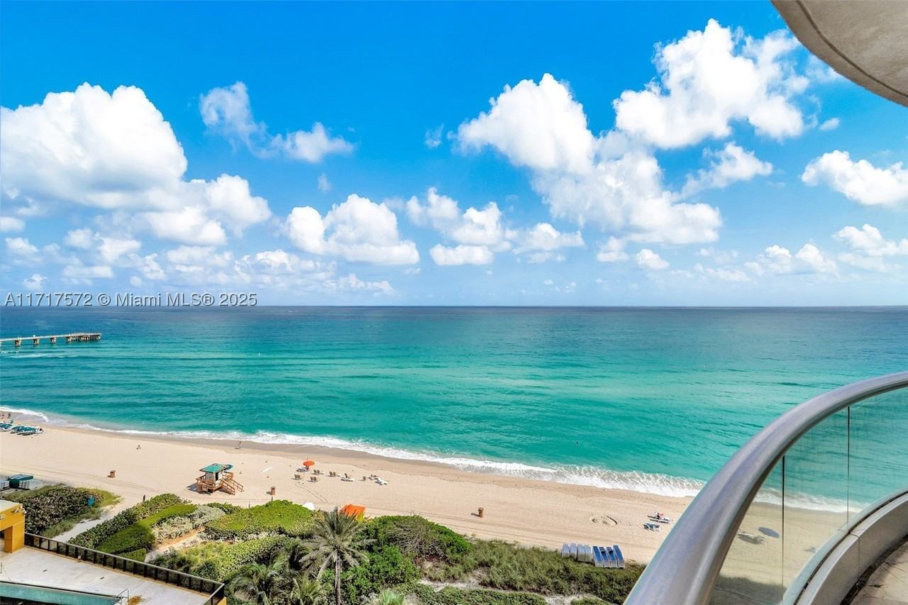 16051 Collins Ave #1004 - Photo 4 of 50