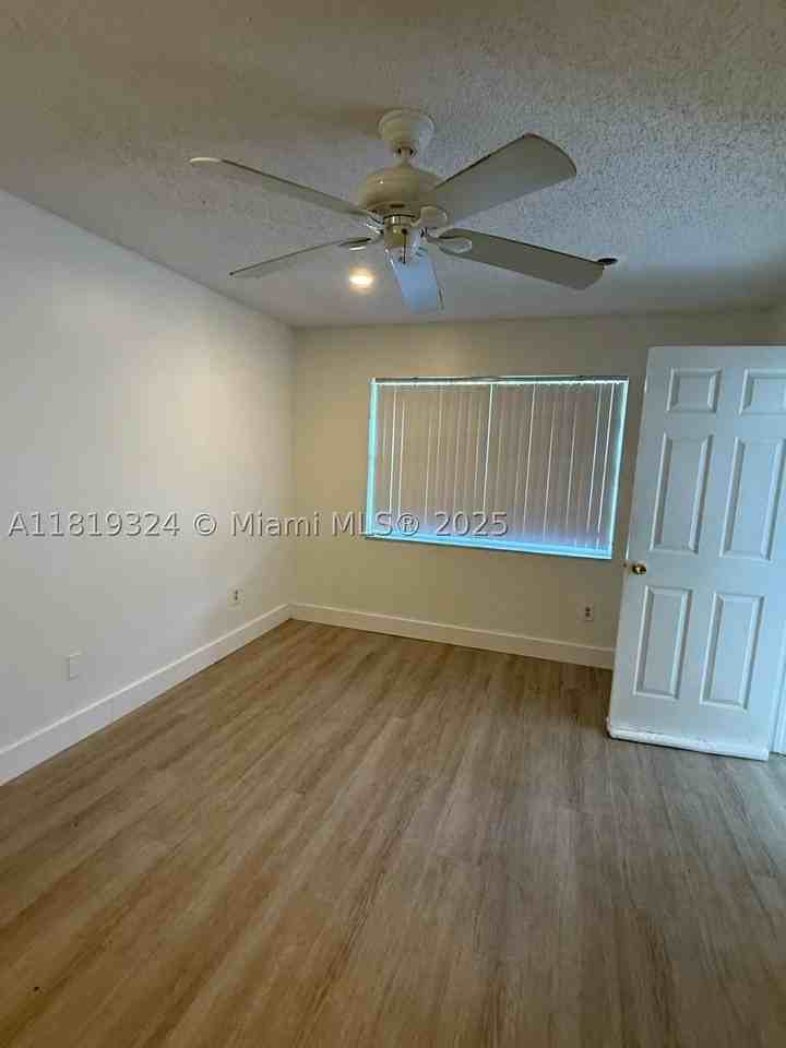 438 Ne 210th Circle Ter #202-4B - Photo 6 of 14