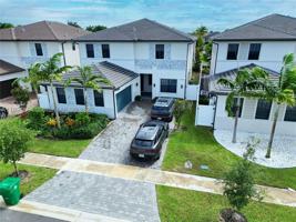 featured image of 17394 Sw 46th St