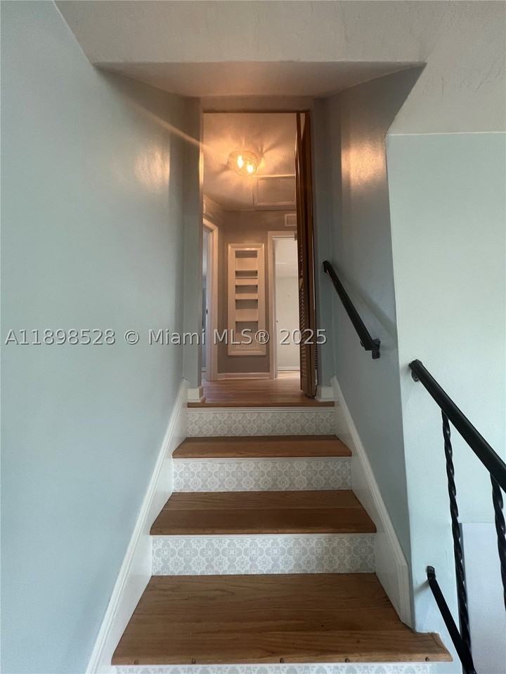 141 Nw 72nd Way #1 - Photo 6 of 11