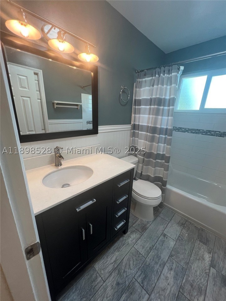 141 Nw 72nd Way #1 - Photo 7 of 11