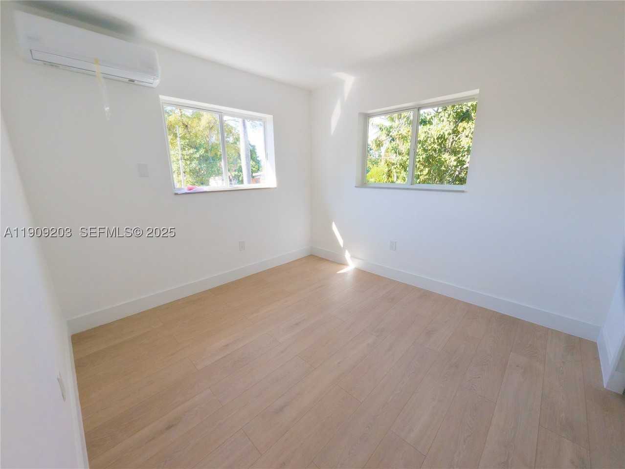 2000 Nw 29th St #10 - Photo 7 of 7