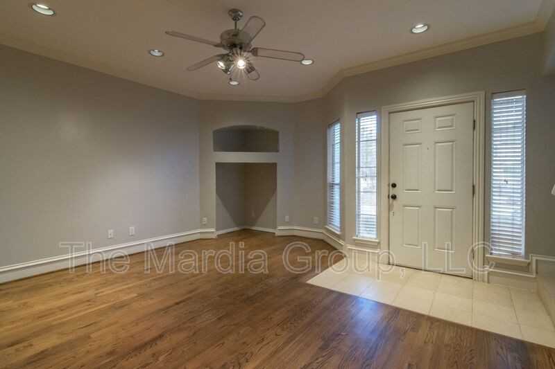 3904 Brandon Park Dr - Photo 5 of 25
