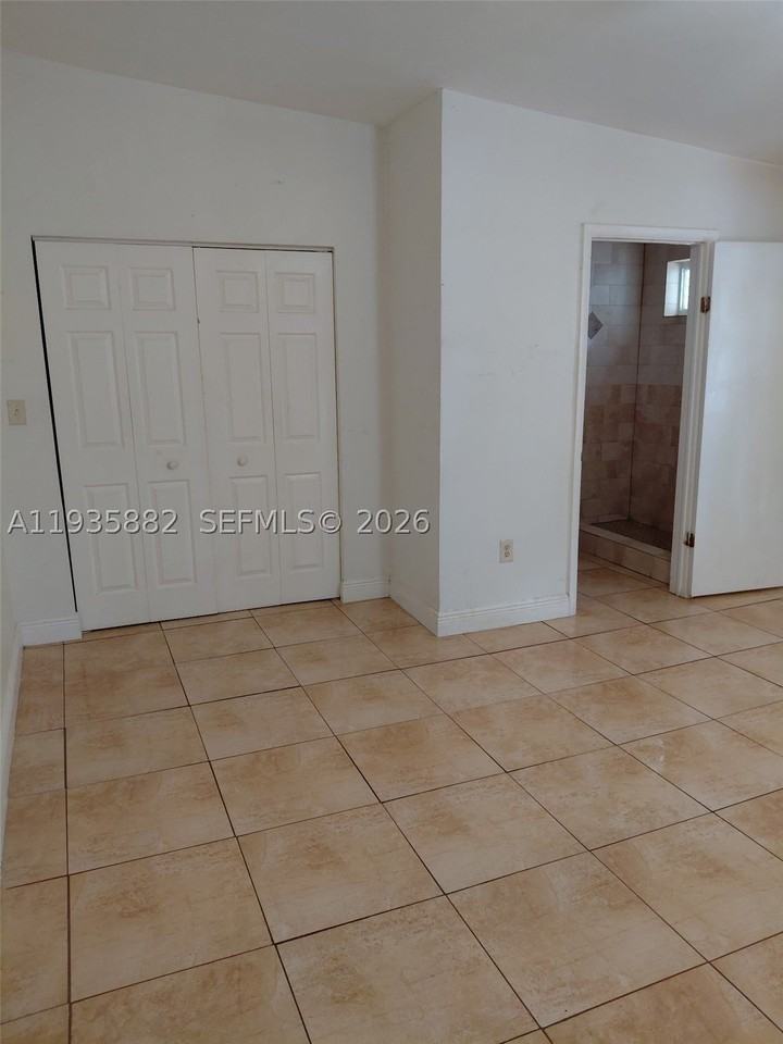 3503 Sw 24th St #3503 - Photo 6 of 6