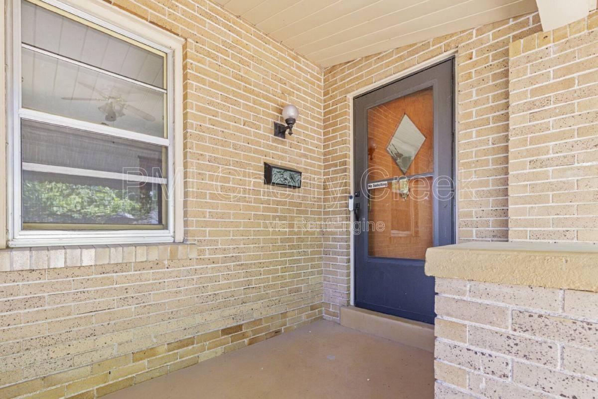 4360 Winona Ct - Photo 3 of 10