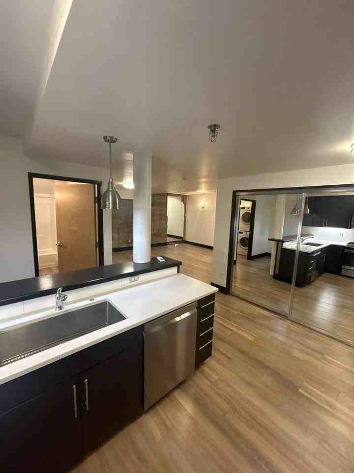 160 Liberty St Ne #M30 - Photo 5 of 10