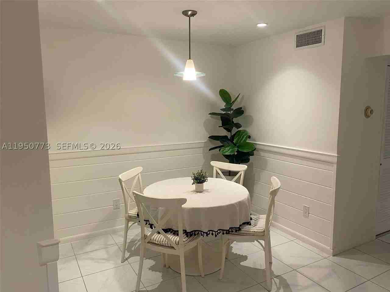 255 Sunrise Dr #308 - Photo 6 of 18