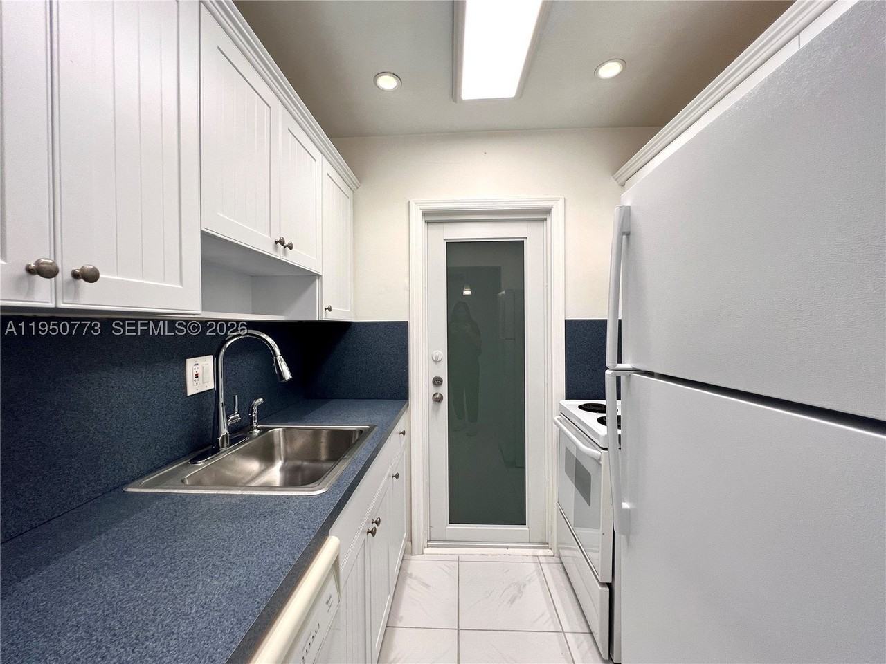 255 Sunrise Dr #308 - Photo 7 of 18
