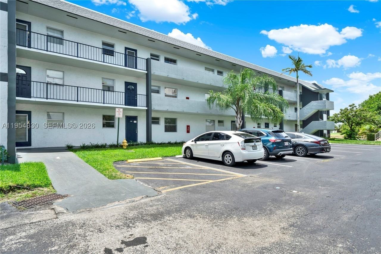 8320 Sands Point Blvd #M107 - Photo 3 of 31