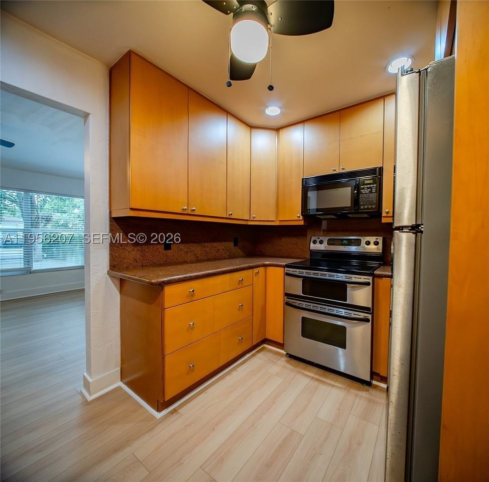 1500 Nw 3rd Ave - Photo 7 of 24