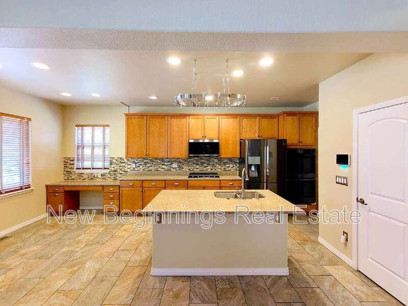 8742 Stony Creek Dr - Photo 7 of 49