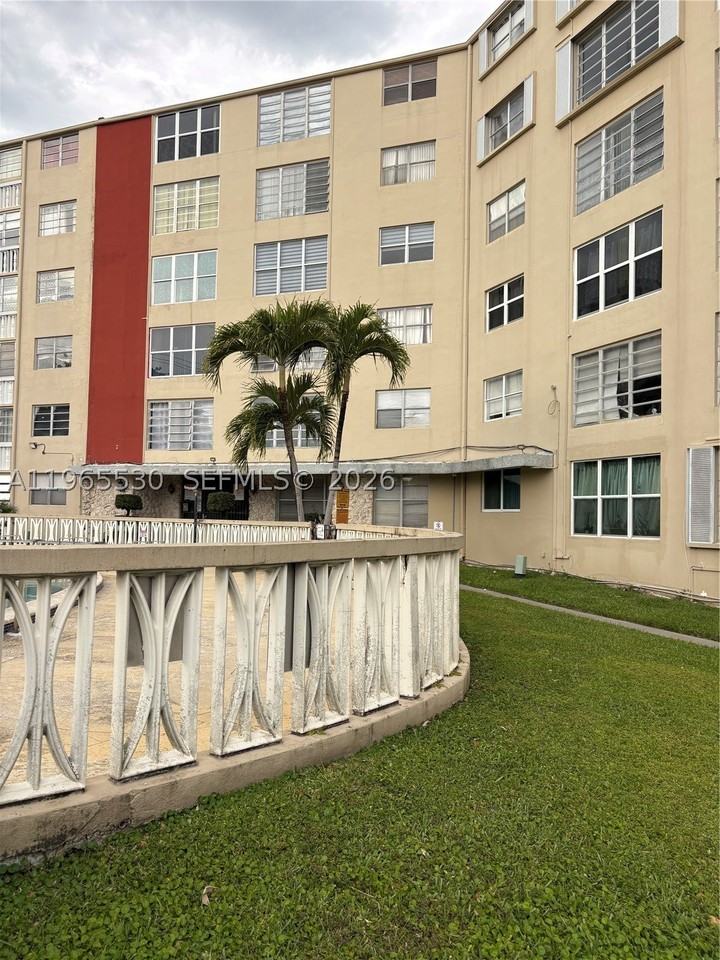 1475 Ne 125th Ter #403B