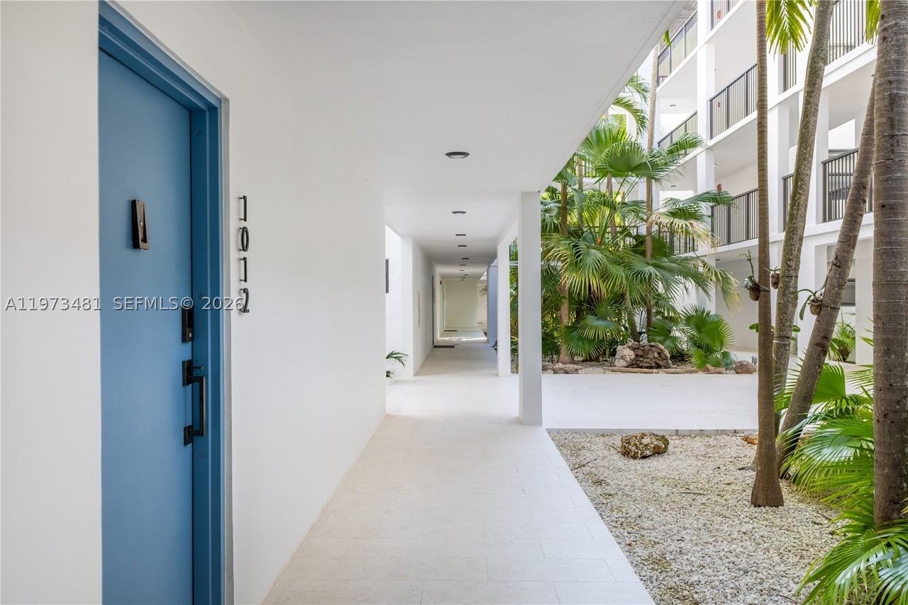 101 Ocean Lane Dr #1012