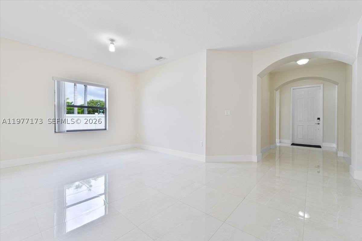 16186 Sw 65th Ln #16186 - Photo 4 of 25