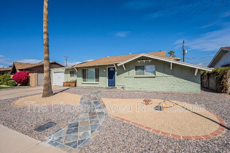 8654 E Windsor Ave - Photo 2 of 50