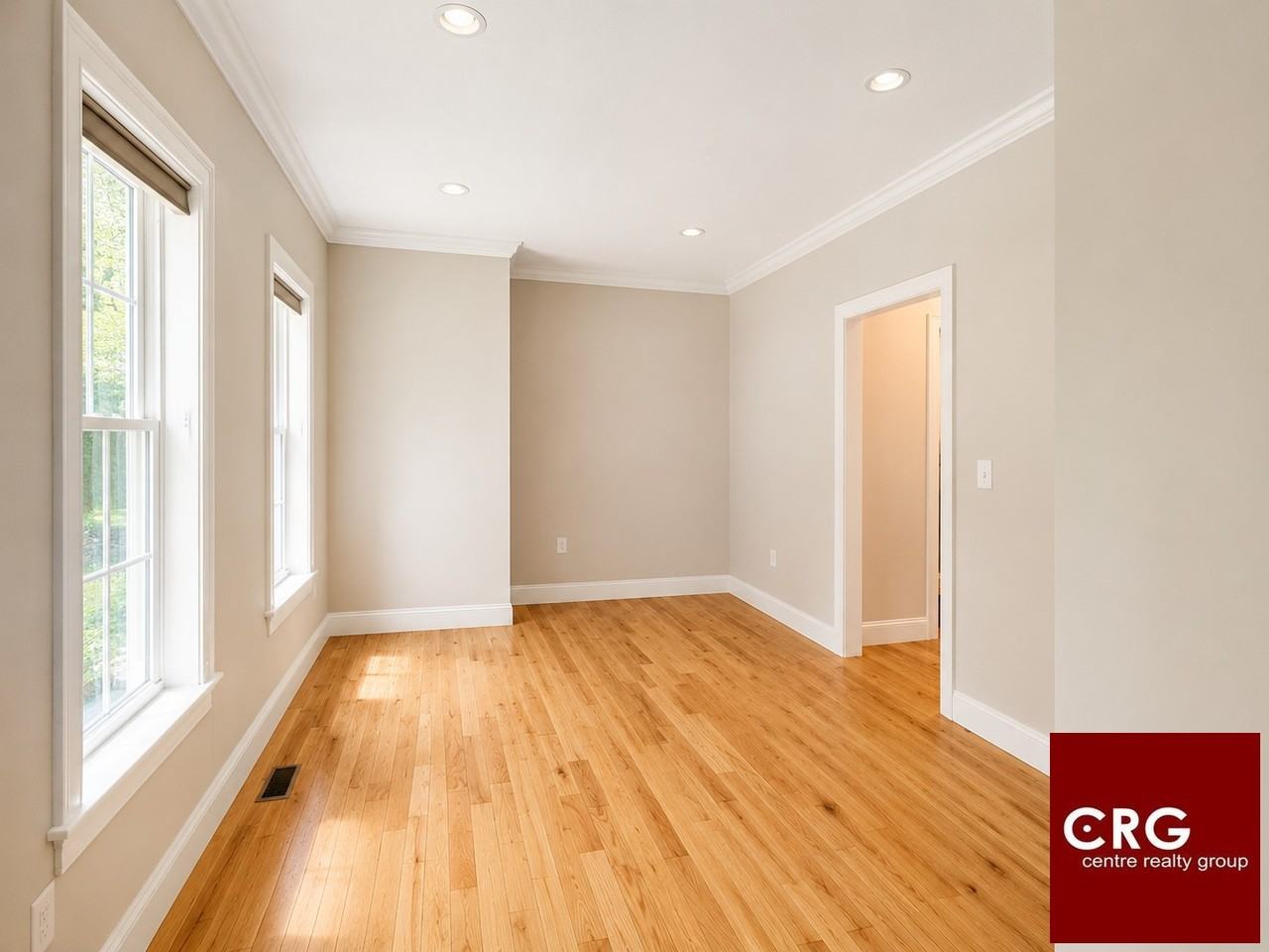 21 Pleasant St - Photo 5 of 20